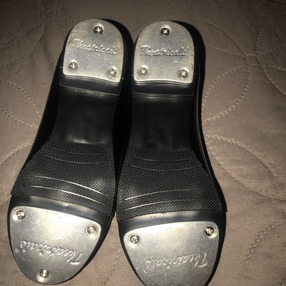 Barely used, toddler tap shoes - Picture 2 of 2